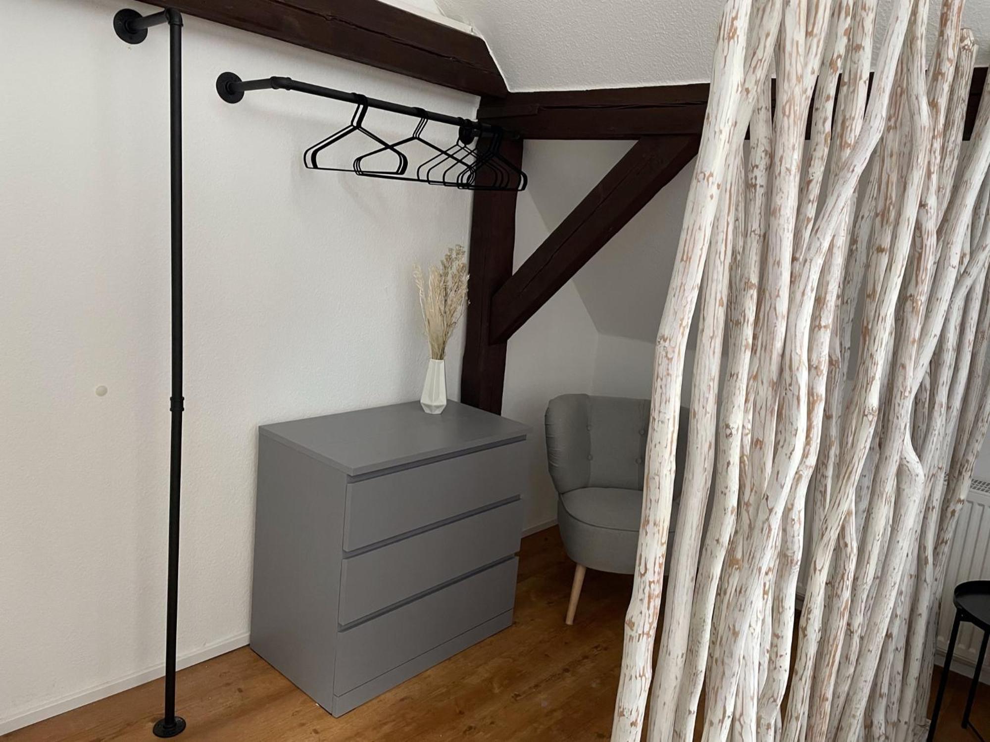 Discovair Eisenach - Dachstudio Emma - Schwimmbad-Nah Mit Netflix ภายนอก รูปภาพ